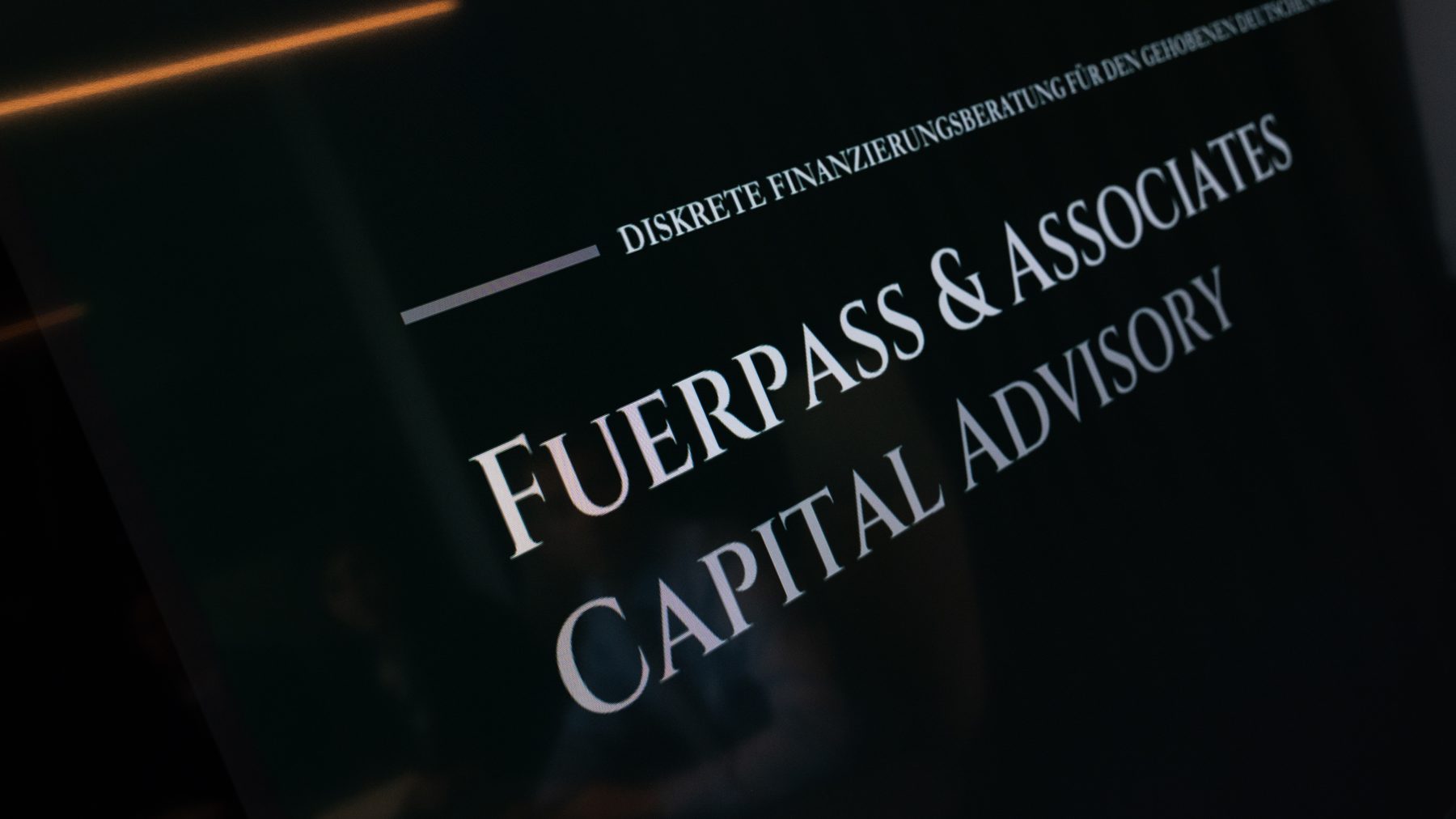 Fuerpass & Associates Schild